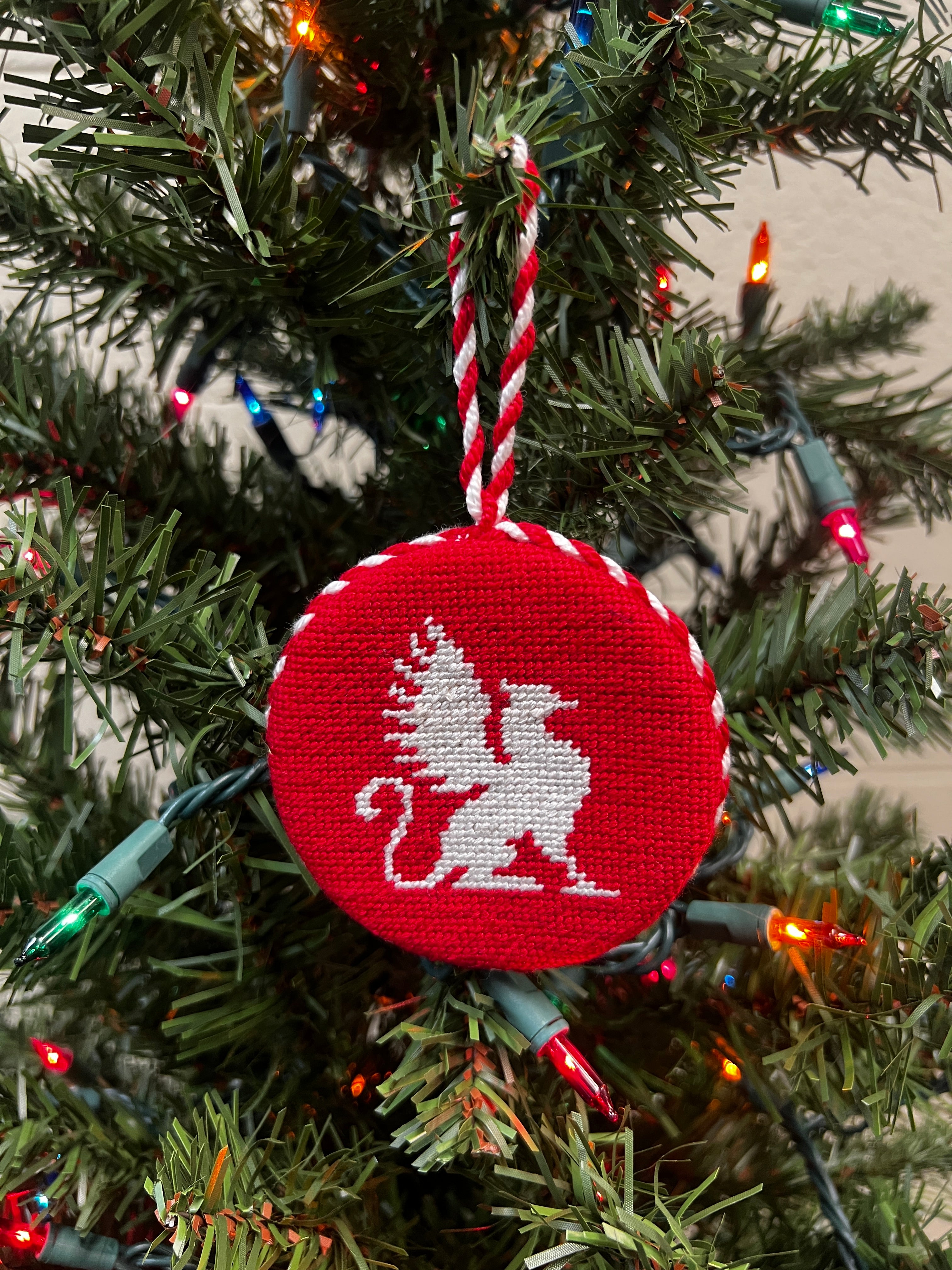 Smathers & Branson Needlepoint Griffin Ornament